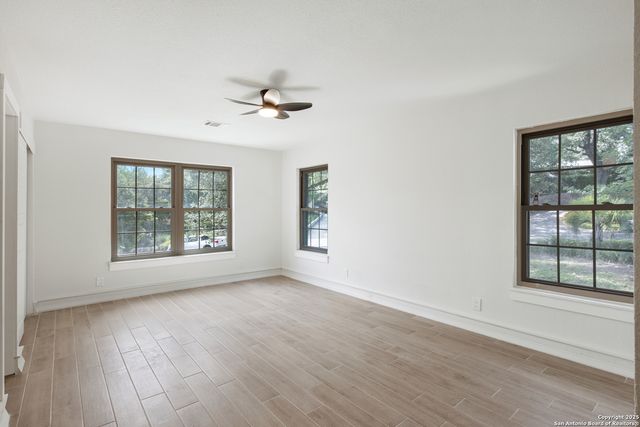 123 E Brandon Dr, San Antonio, TX 78209