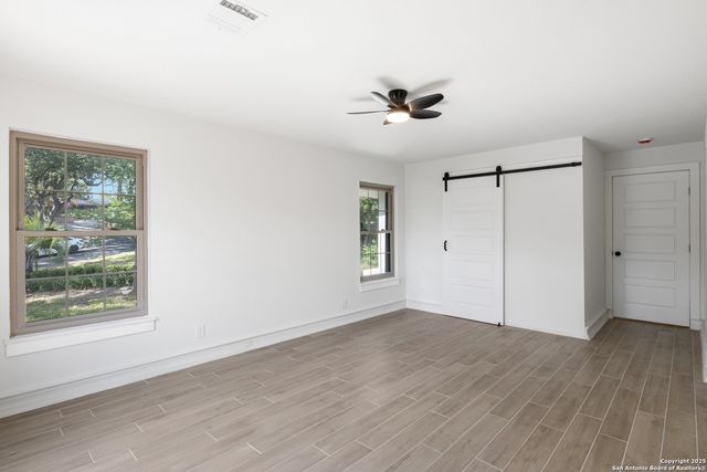 123 E Brandon Dr, San Antonio, TX 78209