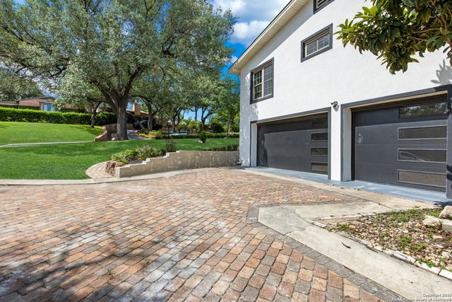 123 E Brandon Dr, San Antonio, TX 78209