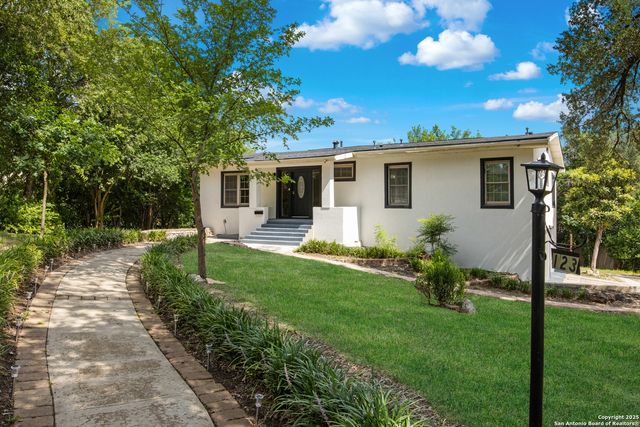 123 E Brandon Dr, San Antonio, TX 78209