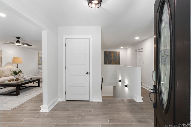 123 E Brandon Dr, San Antonio, TX 78209