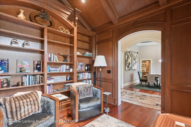 2471 Overglen Court, East Lansing, MI 48823