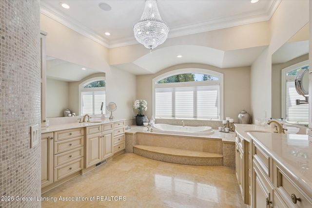 2471 Overglen Court, East Lansing, MI 48823