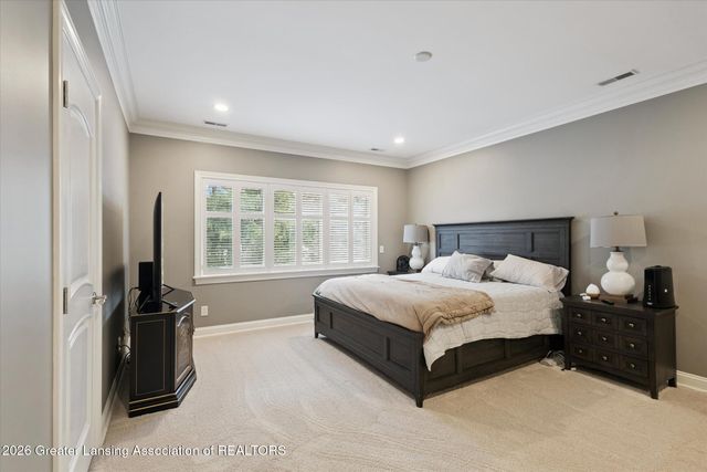 2471 Overglen Court, East Lansing, MI 48823
