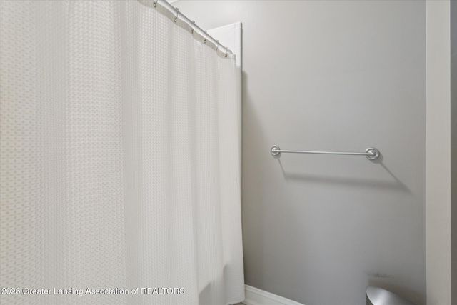 2471 Overglen Court, East Lansing, MI 48823