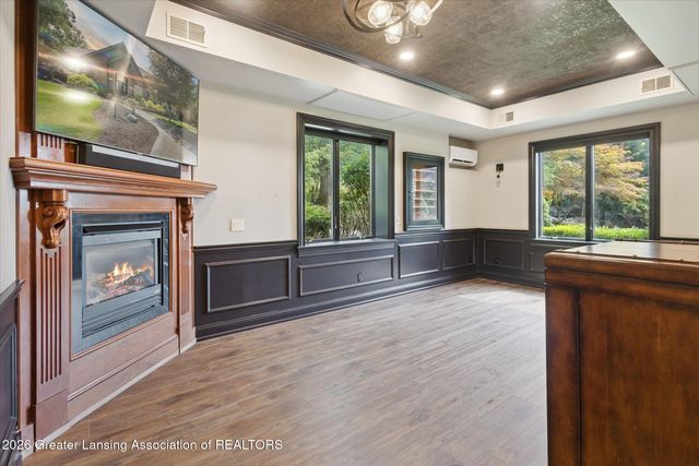 2471 Overglen Court, East Lansing, MI 48823