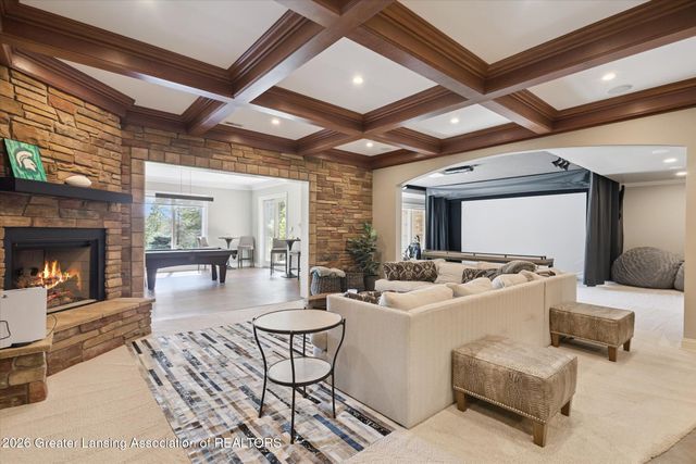 2471 Overglen Court, East Lansing, MI 48823