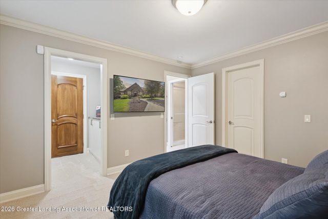 2471 Overglen Court, East Lansing, MI 48823