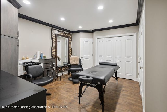 2471 Overglen Court, East Lansing, MI 48823