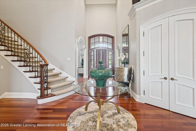 2471 Overglen Court, East Lansing, MI 48823