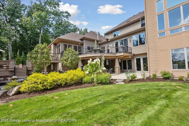 2471 Overglen Court, East Lansing, MI 48823