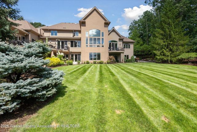 2471 Overglen Court, East Lansing, MI 48823