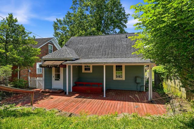 274 Norway Avenue, Huntington, WV 25705