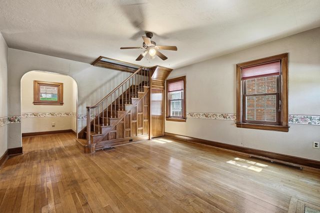 274 Norway Avenue, Huntington, WV 25705
