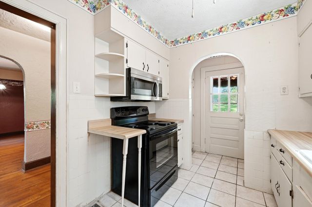 274 Norway Avenue, Huntington, WV 25705