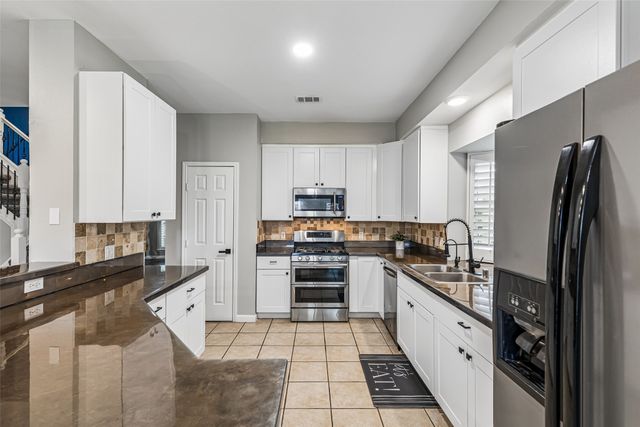 5625 Westwood Lane, The Colony, TX 75056