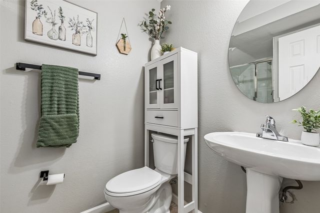 5625 Westwood Lane, The Colony, TX 75056