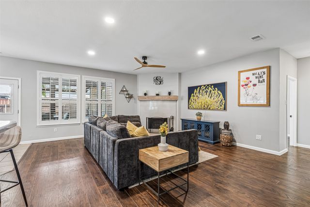 5625 Westwood Lane, The Colony, TX 75056
