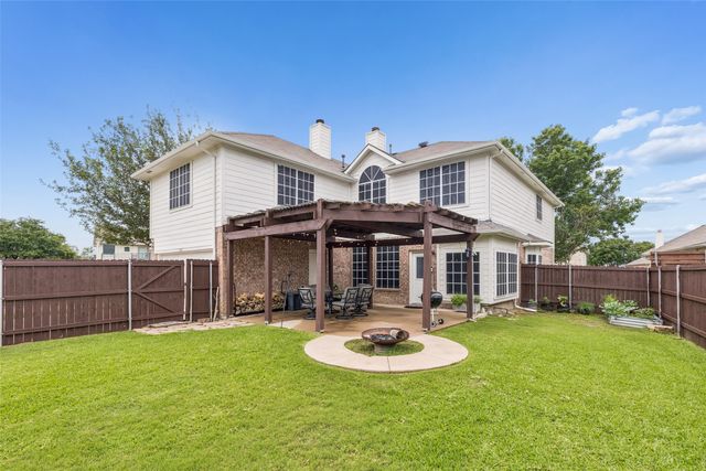 5625 Westwood Lane, The Colony, TX 75056