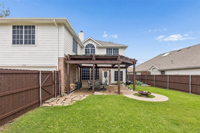 5625 Westwood Lane, The Colony, TX 75056