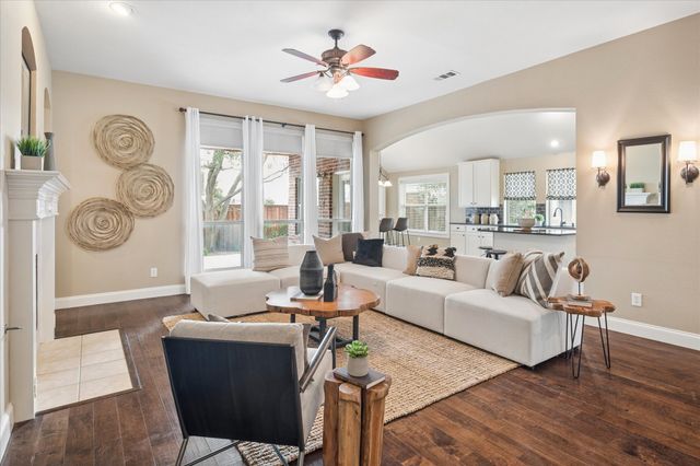 6120 Laurel Crest Lane, Sachse, TX 75048