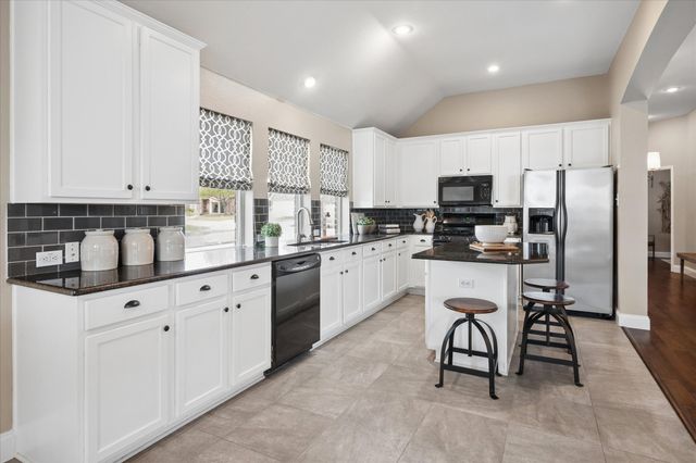 6120 Laurel Crest Lane, Sachse, TX 75048