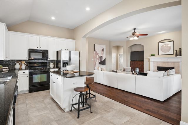 6120 Laurel Crest Lane, Sachse, TX 75048