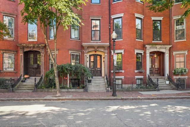 320 Shawmut Ave 1, Boston, MA 02118