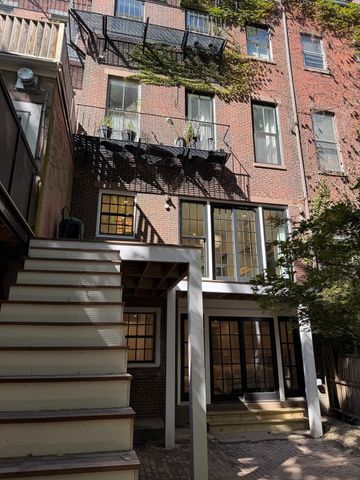 320 Shawmut Ave 1, Boston, MA 02118