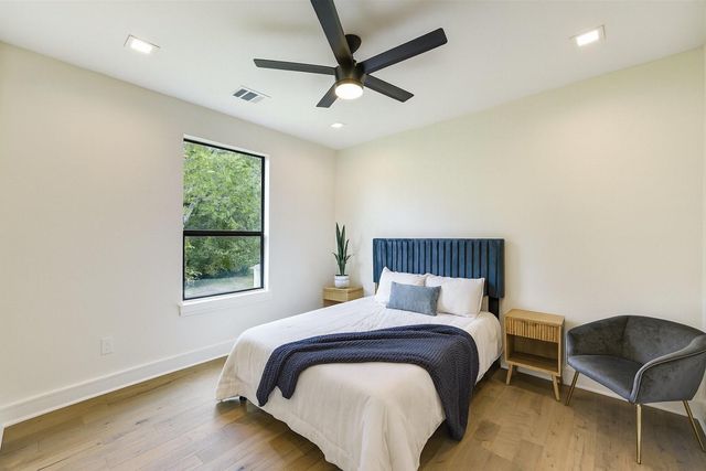 5831 Outer Banks Street, Houston, TX 77091