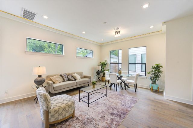 5831 Outer Banks Street, Houston, TX 77091