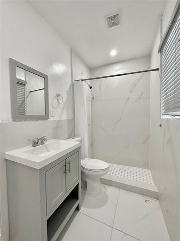 156 NW 62nd St 1, Miami, FL 33150