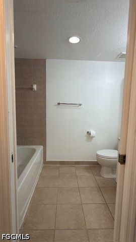 8331 Bernwood Cove LOOP 1401, Fort Myers, FL 33966