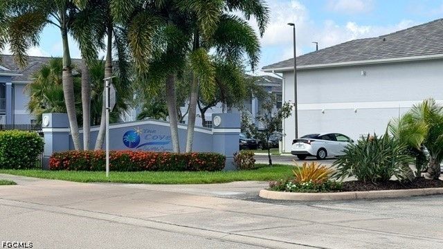 8331 Bernwood Cove LOOP 1401, Fort Myers, FL 33966