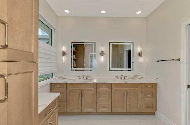 13987 SIENA LOOP, Bradenton, FL 34202
