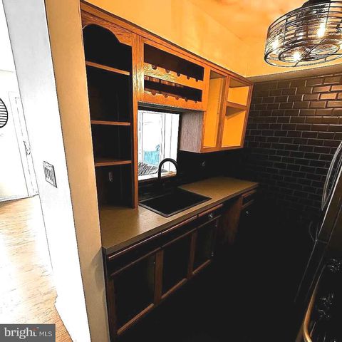 1003 BAYWOOD DR, Williamstown, NJ 08094