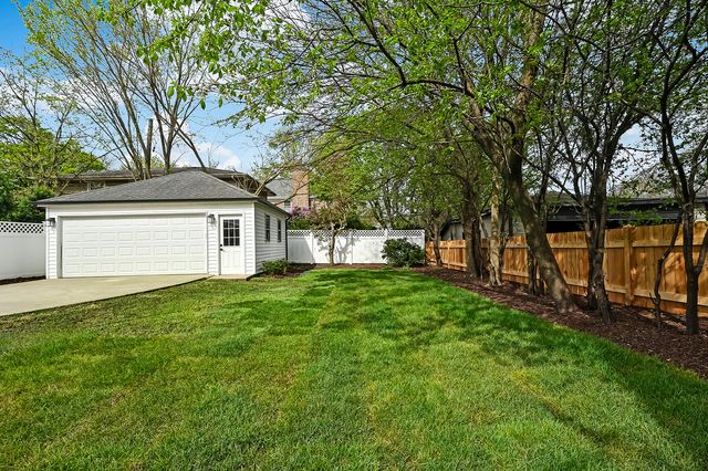 4468 CLAUSEN Avenue, Western Springs, IL 60558