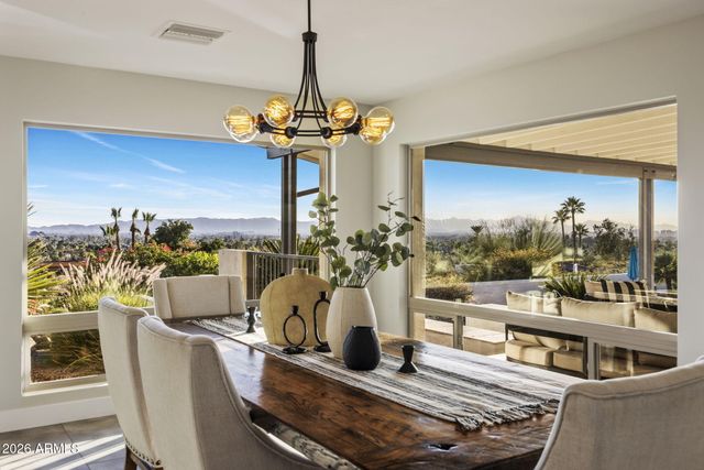 5518 E ROCKRIDGE Road, Phoenix, AZ 85018