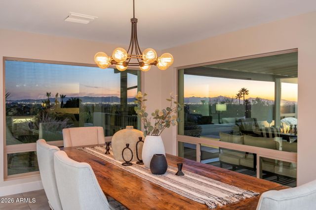 5518 E ROCKRIDGE Road, Phoenix, AZ 85018