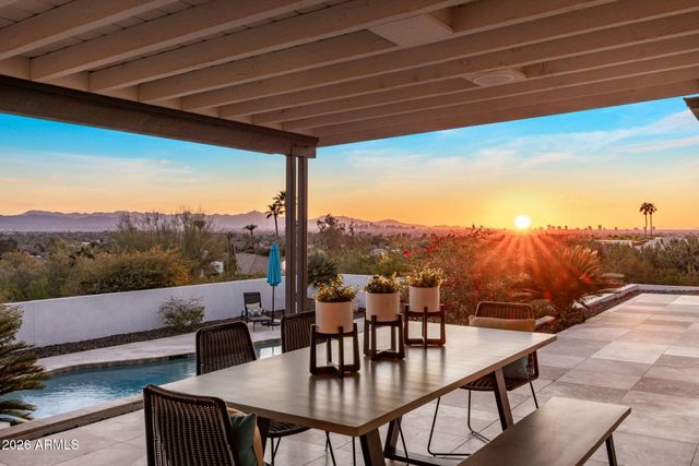 5518 E ROCKRIDGE Road, Phoenix, AZ 85018