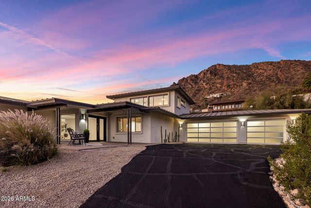 5518 E ROCKRIDGE Road, Phoenix, AZ 85018