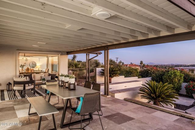 5518 E ROCKRIDGE Road, Phoenix, AZ 85018