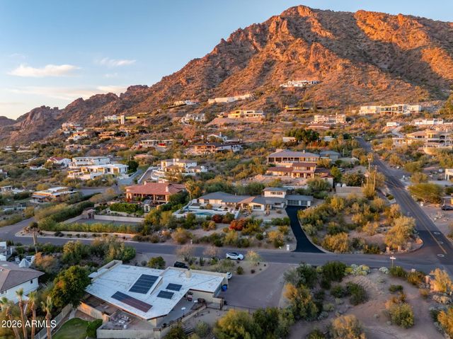 5518 E ROCKRIDGE Road, Phoenix, AZ 85018