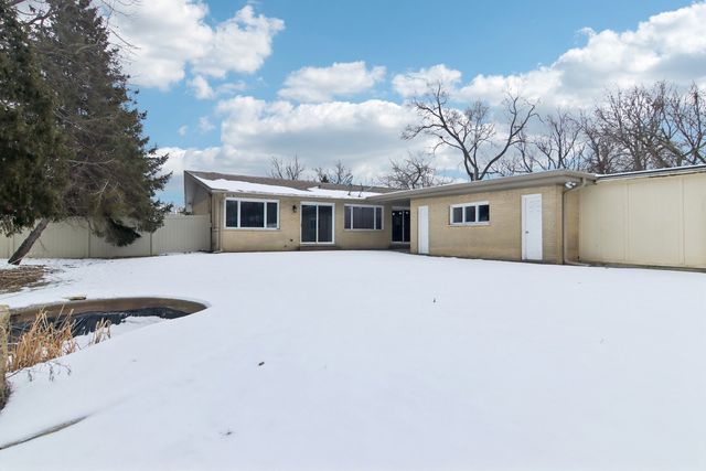 15134 Laramie Avenue, Oak Forest, IL 60452