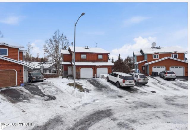 2900 Sun Spot Circle, Anchorage, AK 99507