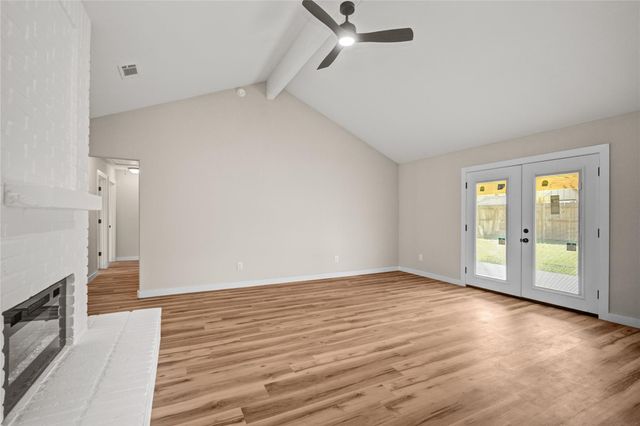 7327 Sunlight Lane, Houston, TX 77095