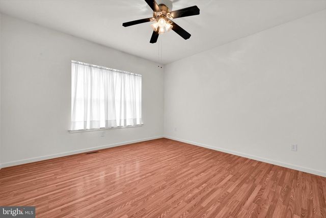 104 WALNUT DR W, Bernville, PA 19506