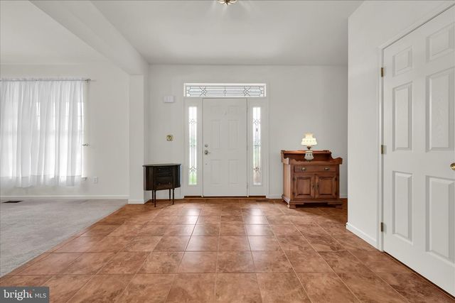 104 WALNUT DR W, Bernville, PA 19506