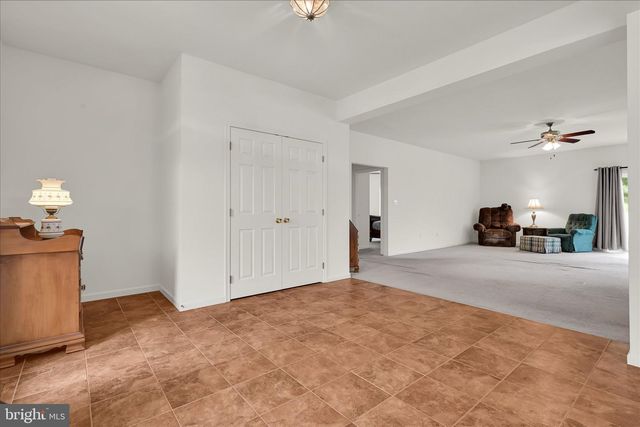 104 WALNUT DR W, Bernville, PA 19506