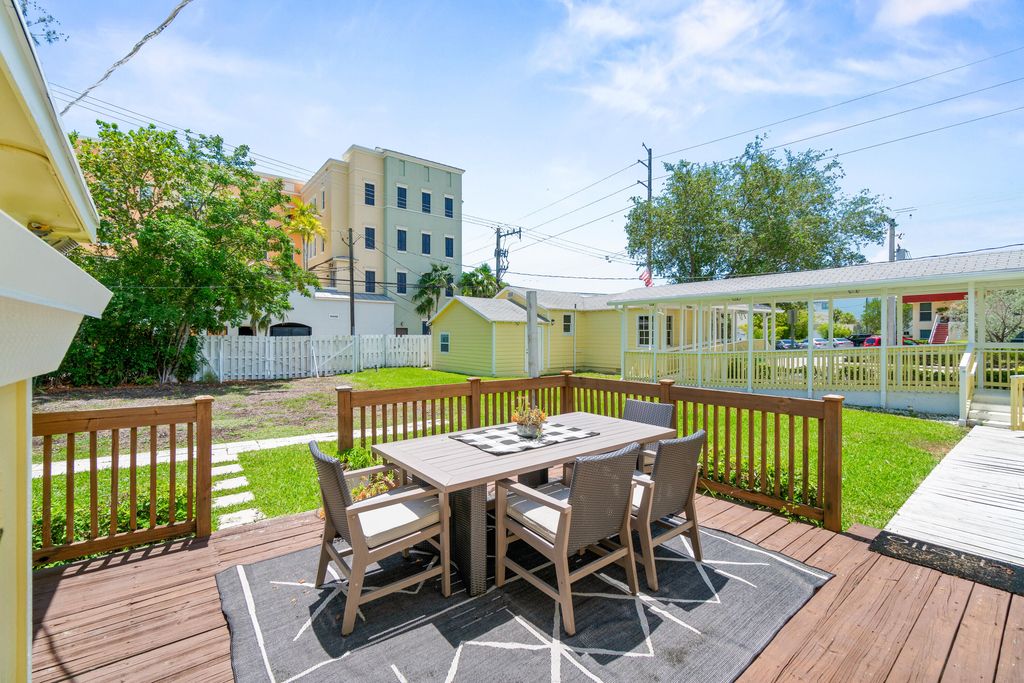 Image 21 of property listing at Address unavailable.